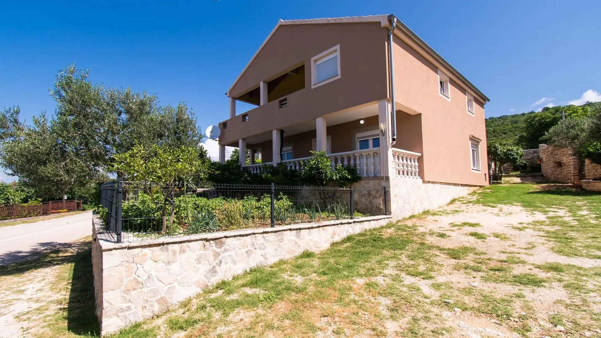 House Sea And River Krusevo  Croatia