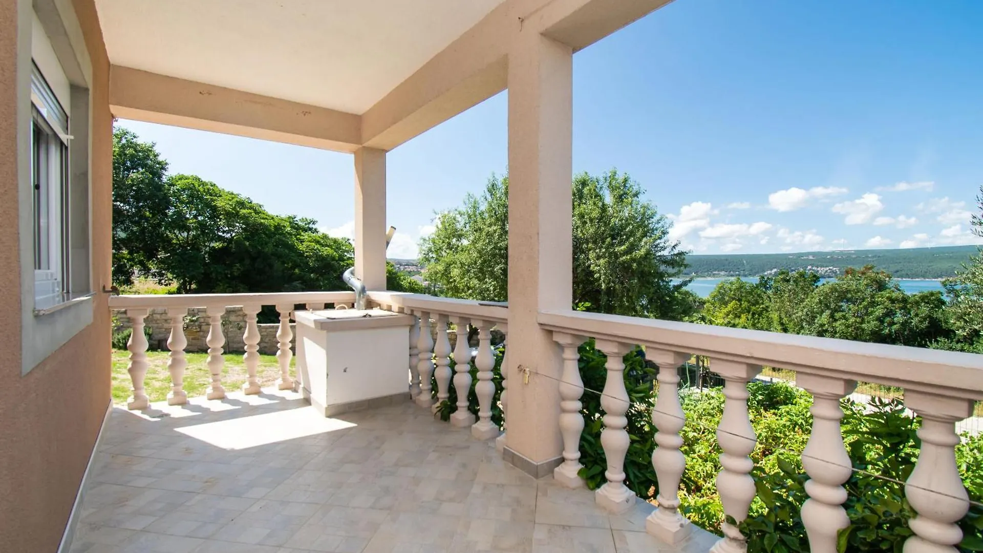 House Sea And River Krusevo  Holiday home Krusevo (Zadar)