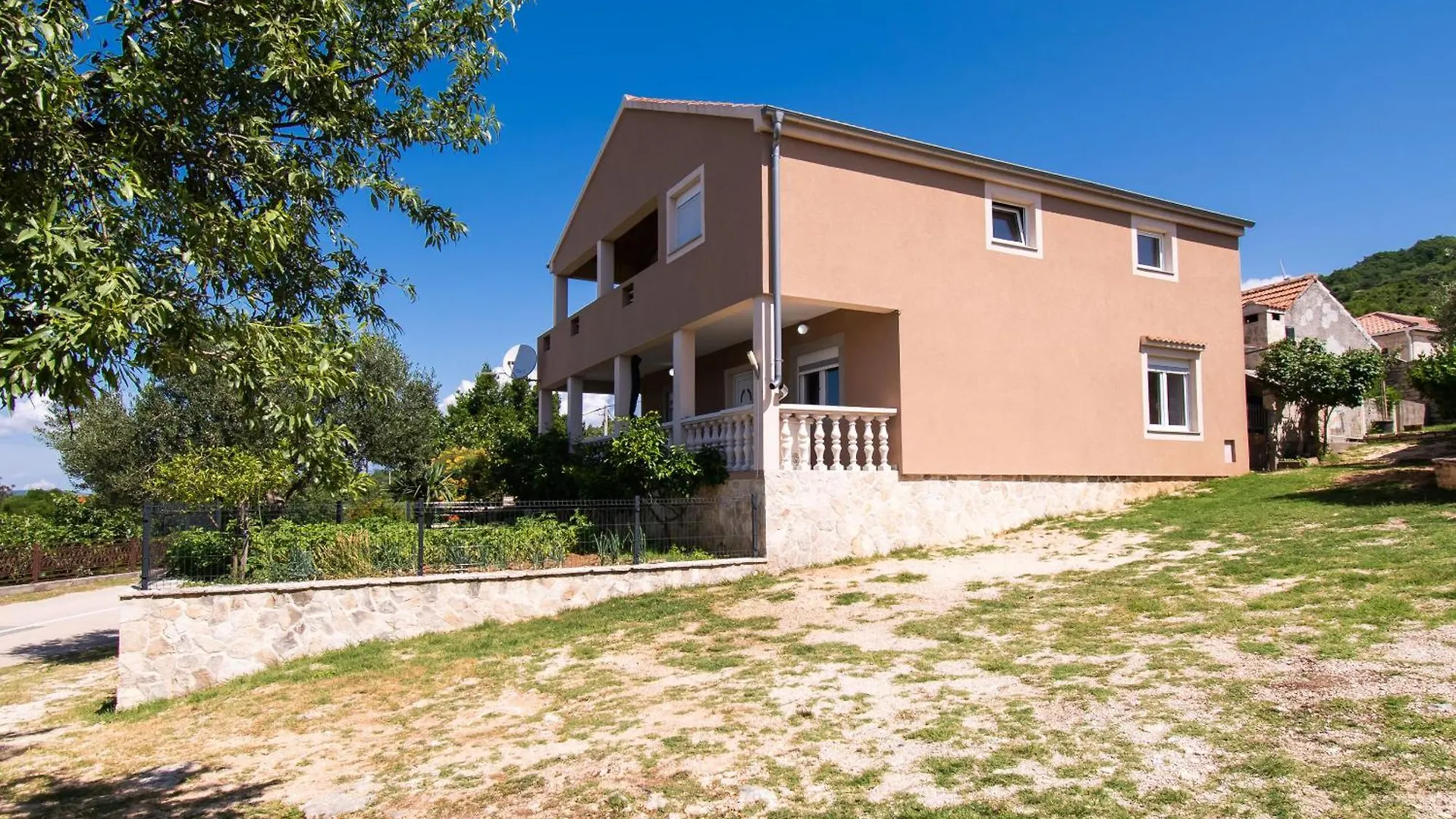 Holiday home House Sea And River Krusevo